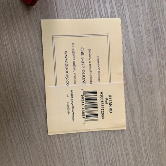 ❤️⚾️✨ Dooney & Bourke Angels Small Wristlet / Mini Purse ✨⚾️❤️ - Picture 8 of 9